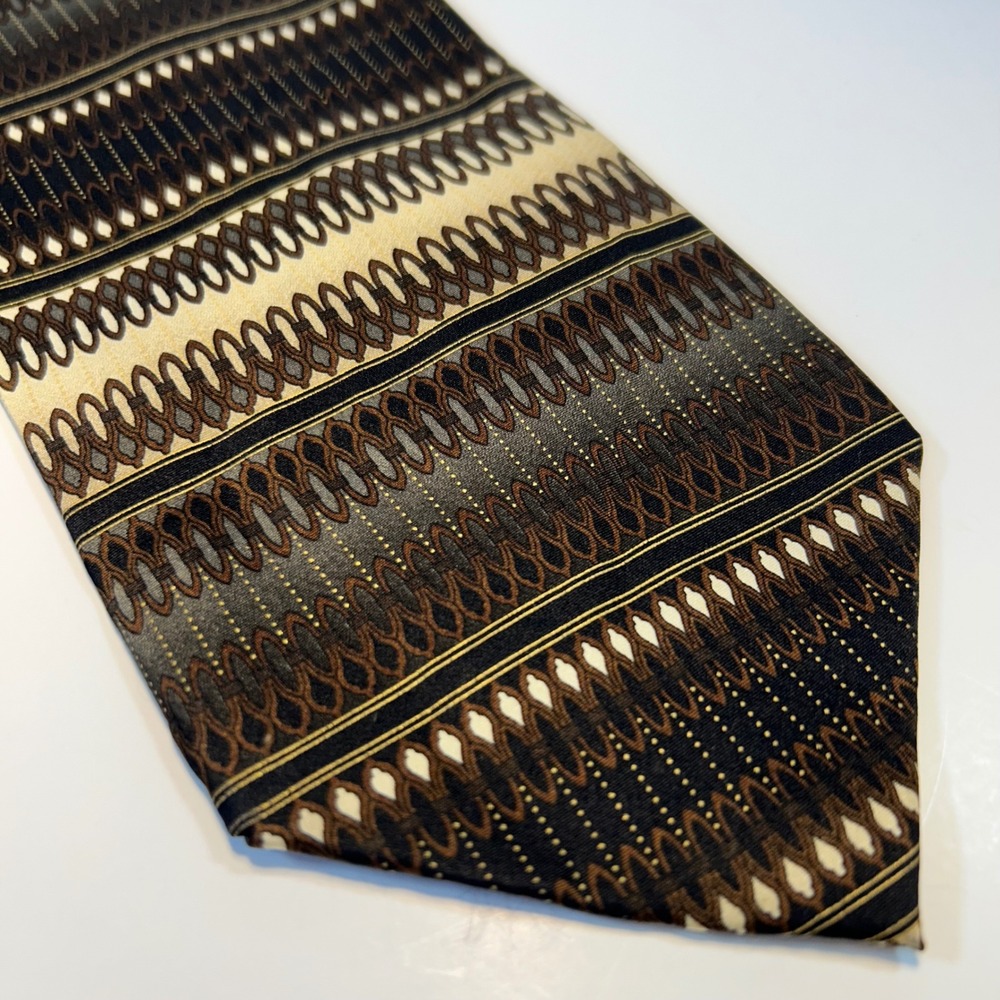 Valerio Garati Silk Striped Necktie Hand Made Brown Beige Patterned Career